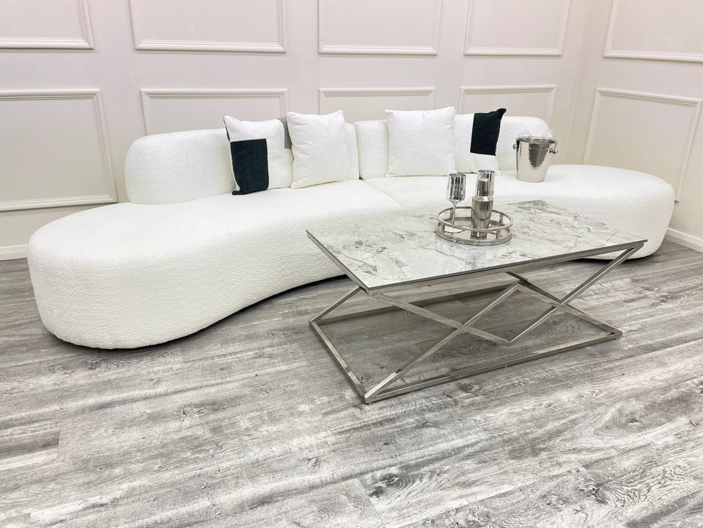 How Do I Choose the Right Size Sofa for My Room?