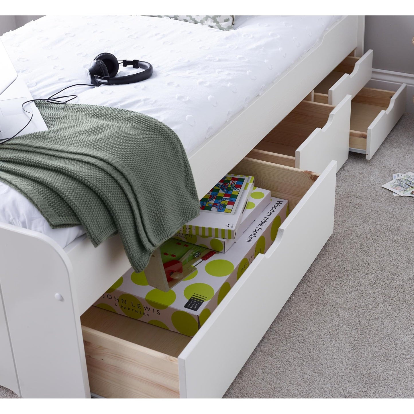 Trend White Wooden 4 Drawer Storage Bed