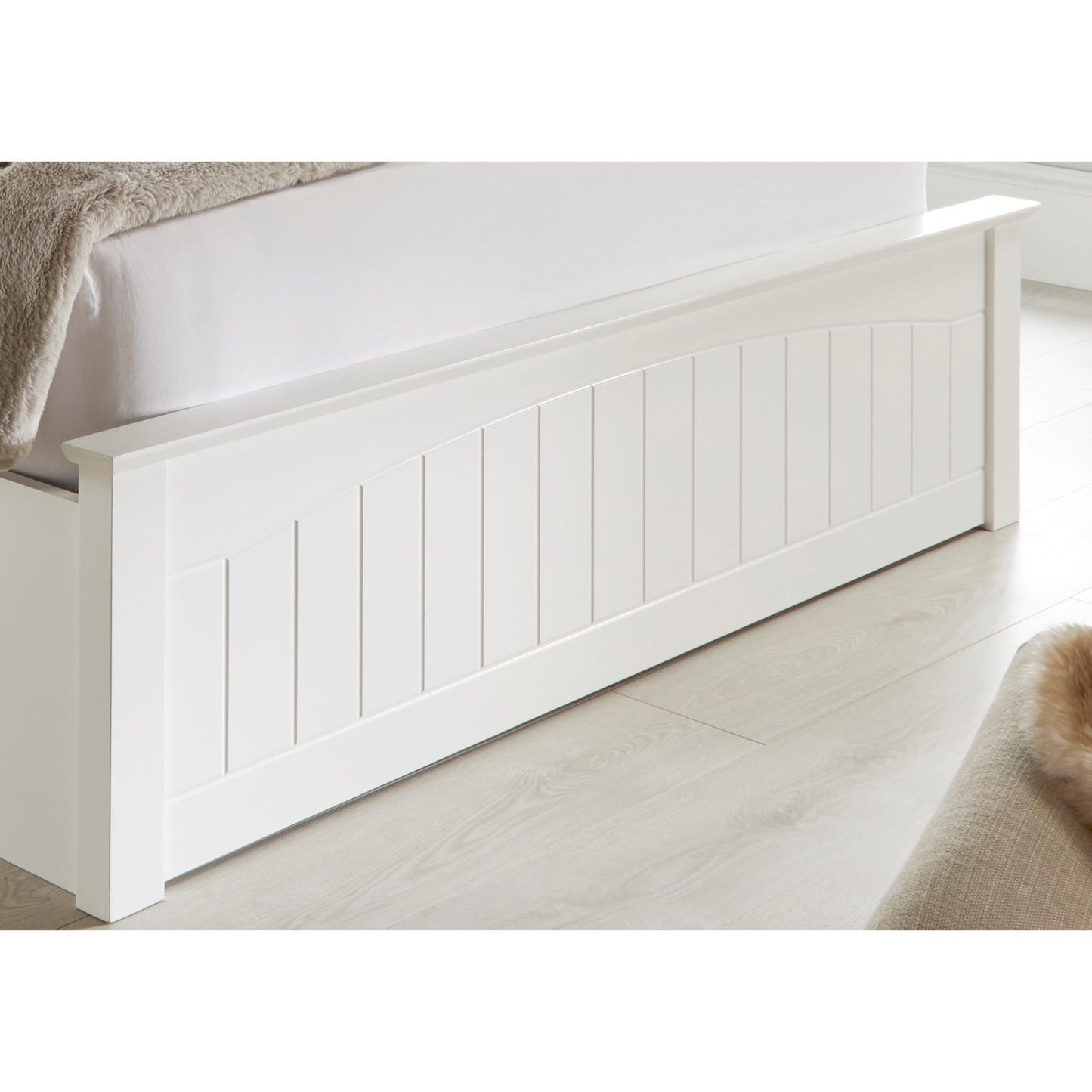 Grayson - Wooden Ottoman - Bed - White