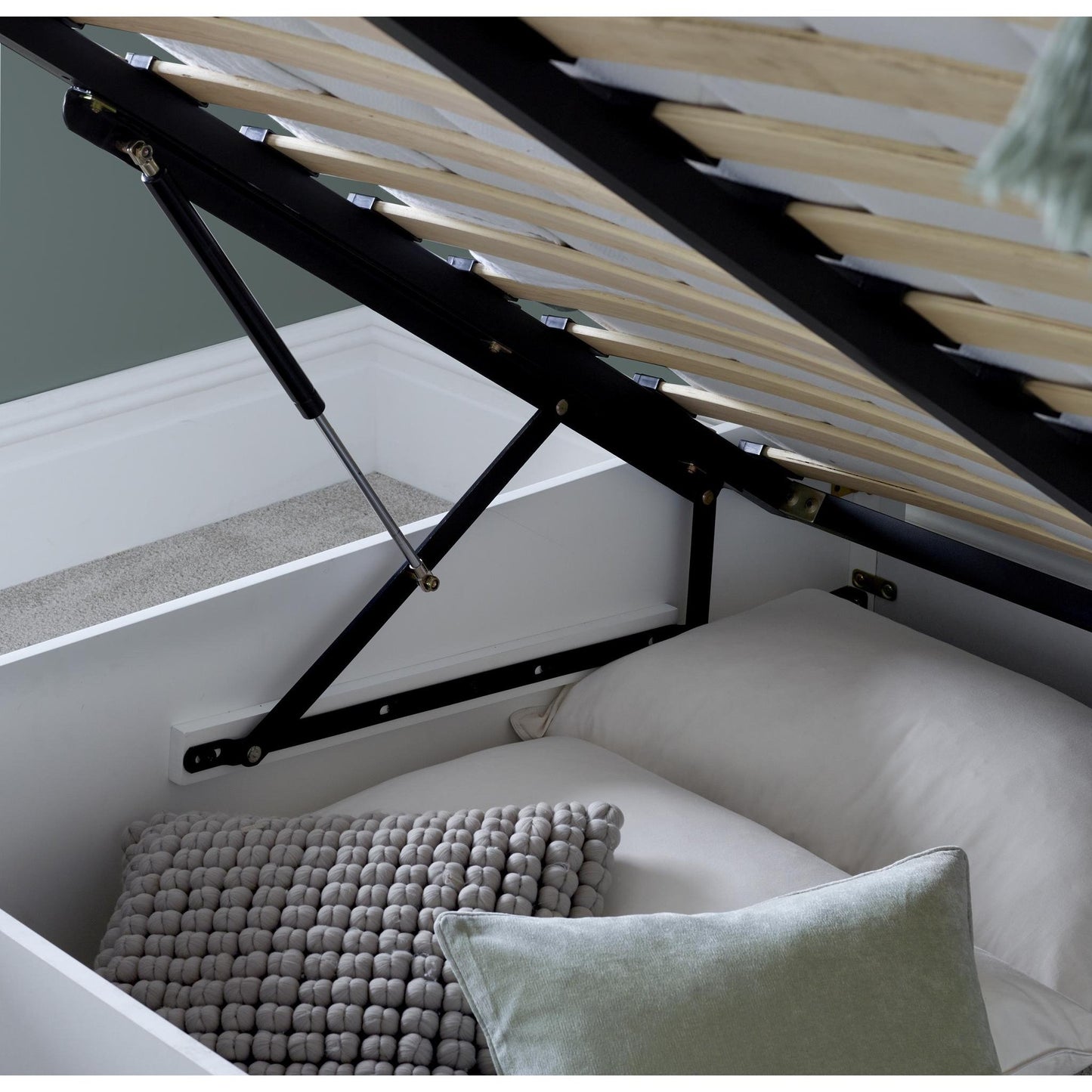 Dawson - Wooden Ottoman - Bed - White 