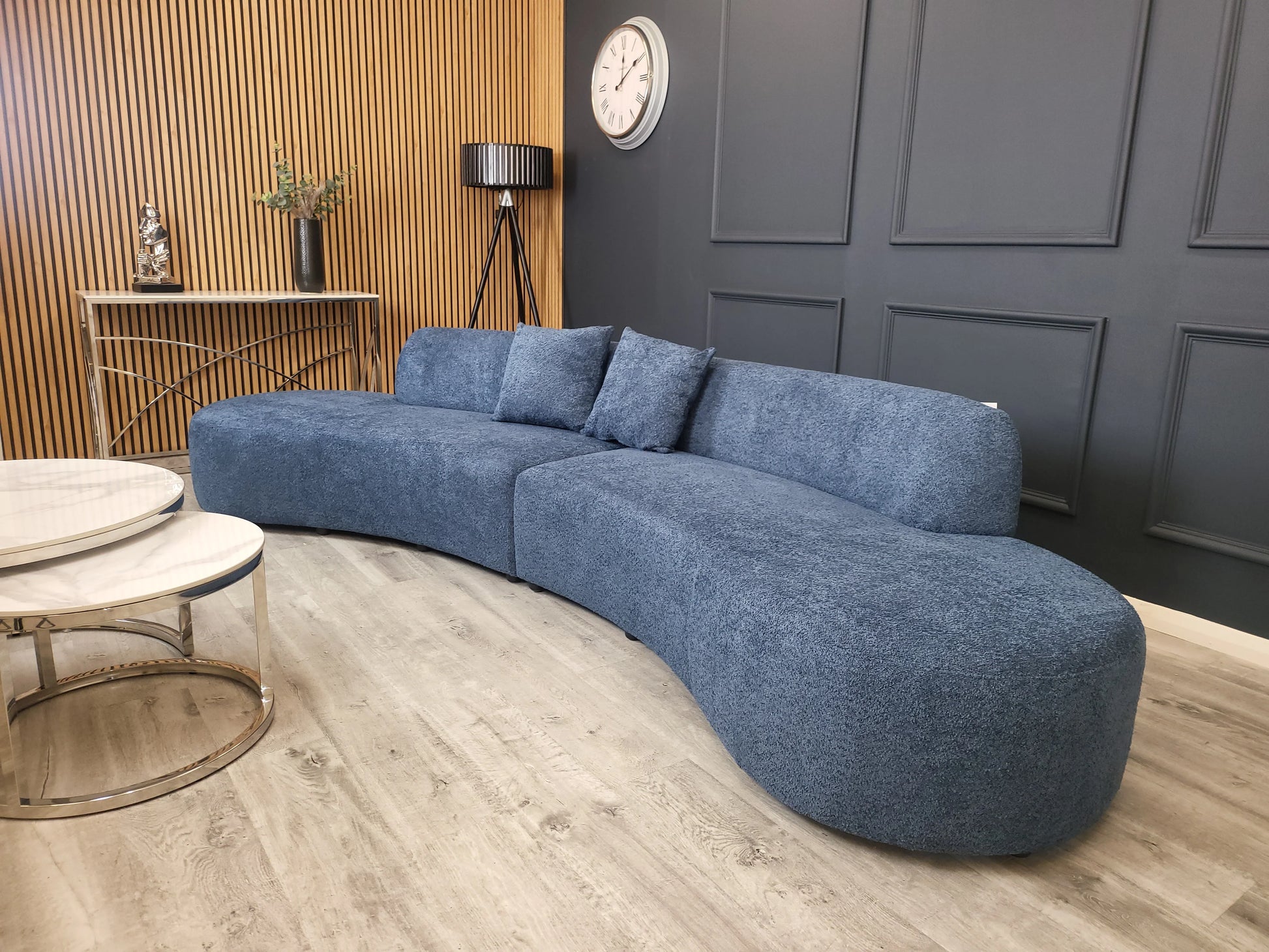 Miami - Curved Cinema Boucle Sofa 