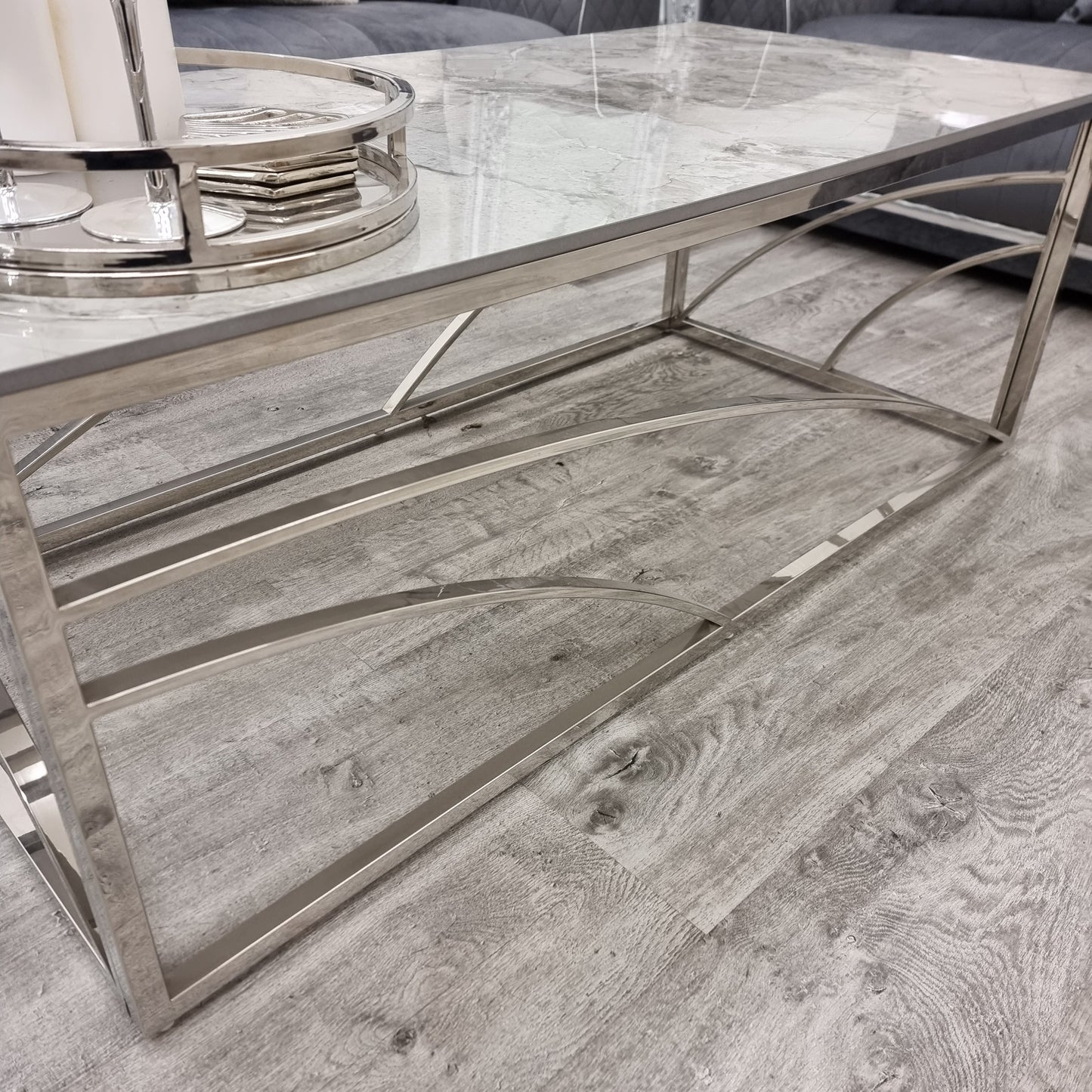 Stella - Chrome Coffee Table with Stomach Ash Grey Sintered Top